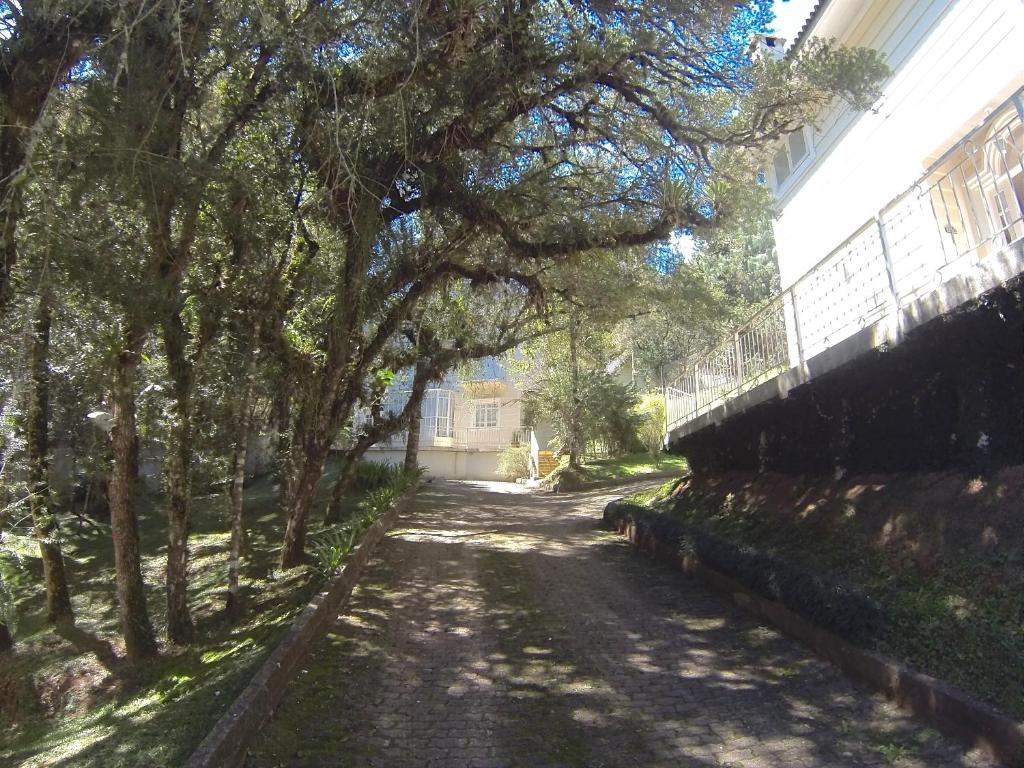  casa 4 quartos em condominio e internet excelente