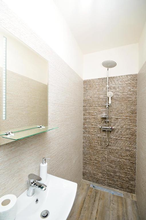 Koupelna v ubytování Apartmány Mojžitov dvor