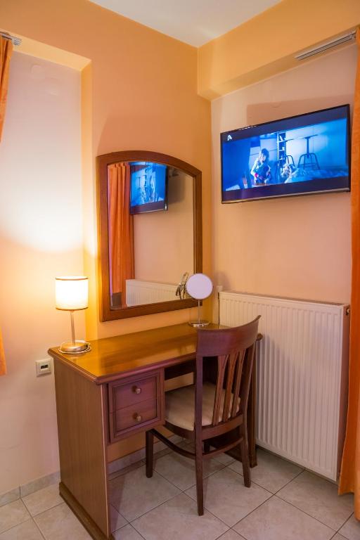 Yiannis Apartments - 8