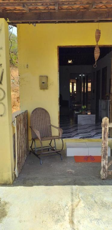  Aconchego casa amarela