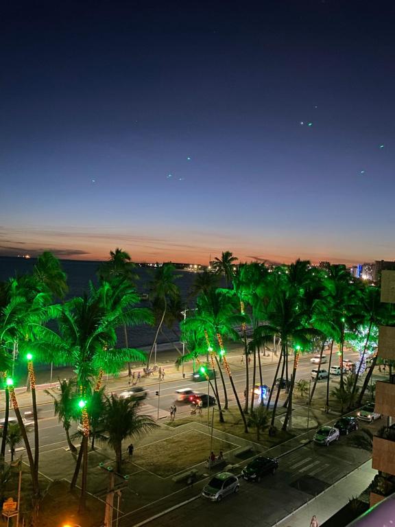  Perfeito Beira-Mar em Ponta Verde - AP completo e melhor localizado de Maceió!