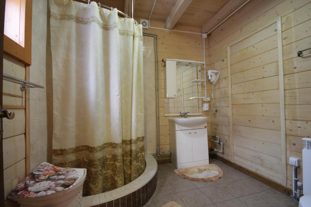 Koupelna v ubytování Palaga Bukovel