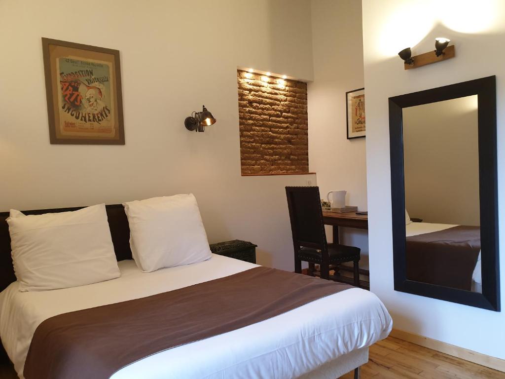 Logis Domaine de Peyrolade - Habitación Doble