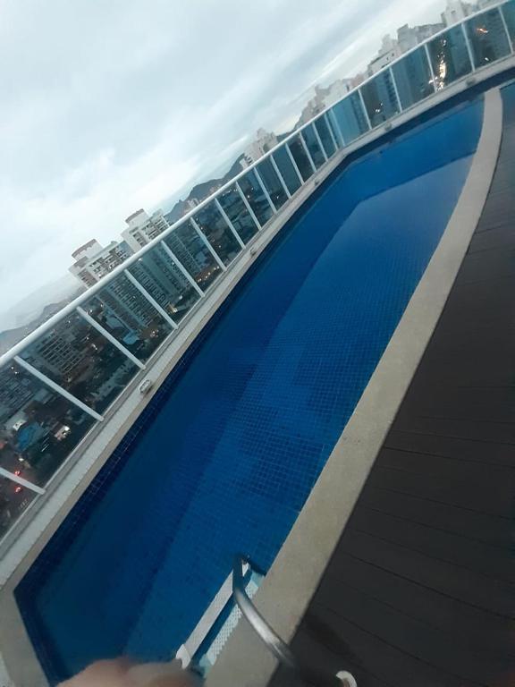  Apto 2 Qtos suite Temporada na Praia de Itapoa
