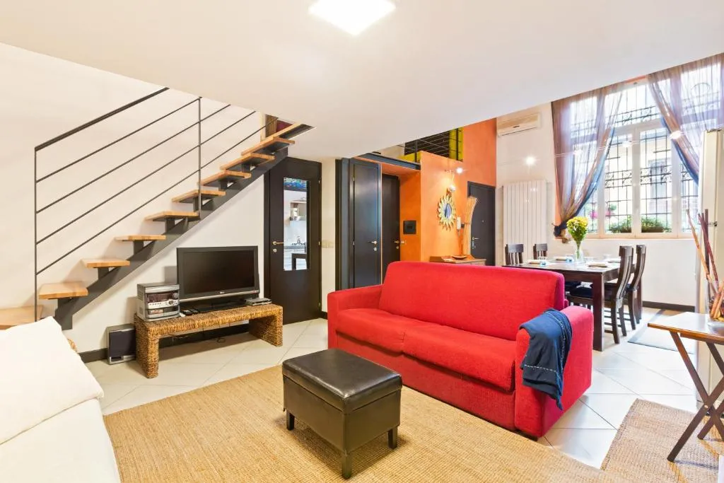 Stylish Loft Porta Romana, Comasina, Italy