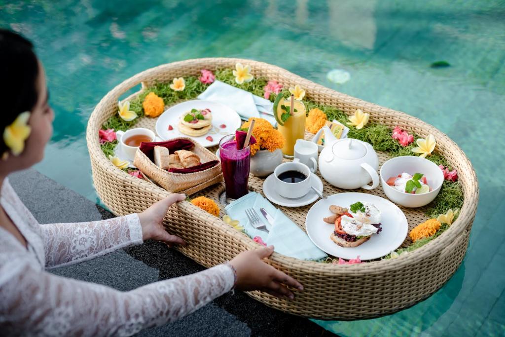 Santosha Villas & Spa