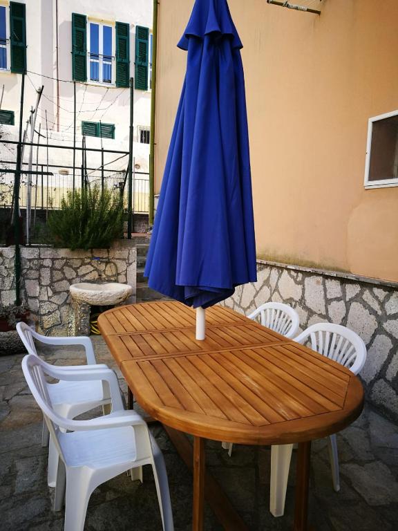 Foto dalla galleria di Casa Vincenzina a Finale Ligure