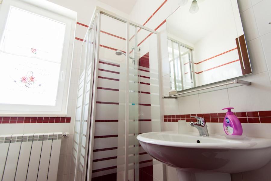 Villa Marida - Single Room With Private Bathroom