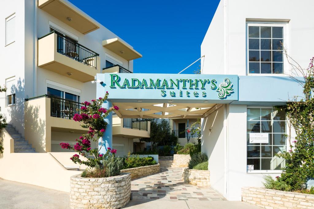 Budova, kde se aparthotel nachází