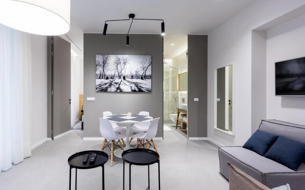 Teanna Lux Apartments - Deluxe Apartment