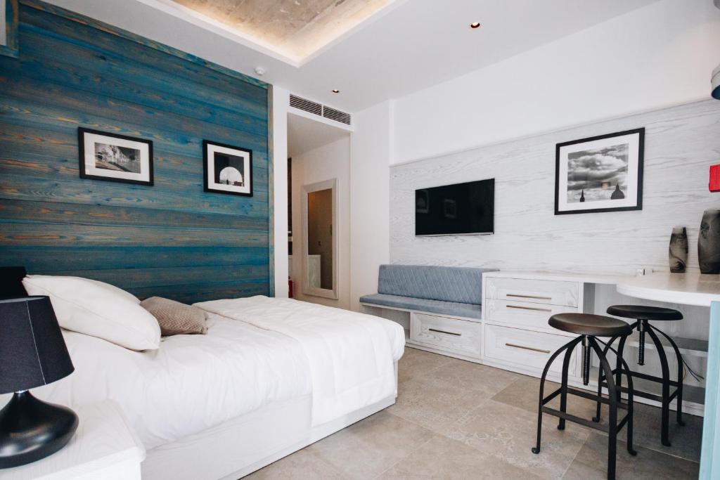 Valletta Collection - Ordinance Suites - 3