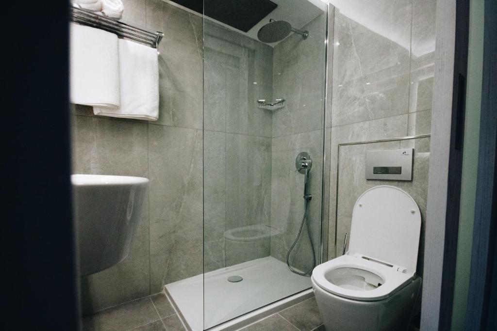 Valletta Collection - Ordinance Suites - 18