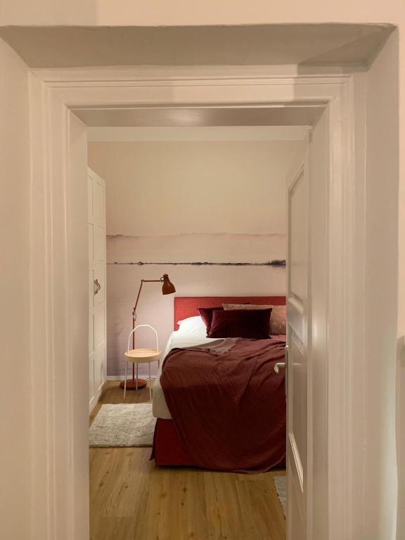 Posteľ alebo postele v izbe v ubytovaní Red flat by GrazRentals direct by University & free parking