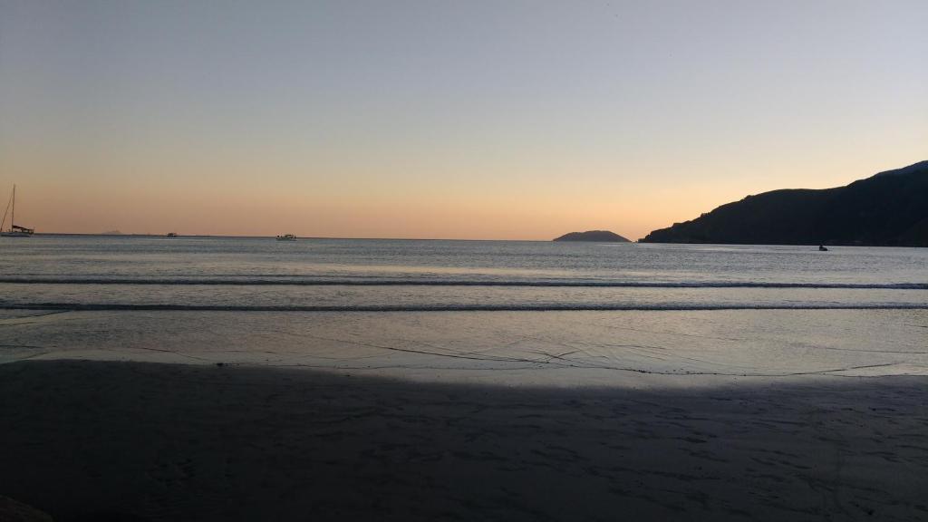  Pé na Areia - Casa para temporada