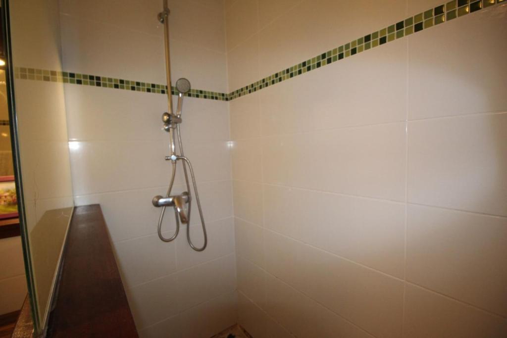 Bagno di Jolie studio meublé avec petite vue mer