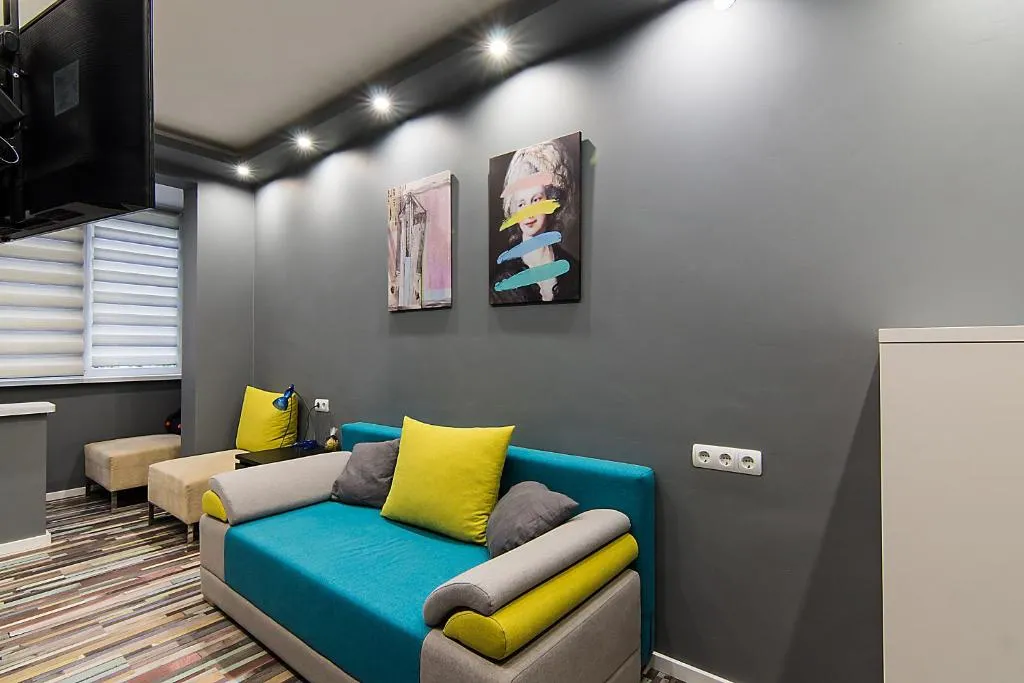 Color apartment on Altufyevskoye Shosse, Moscova, Rusia