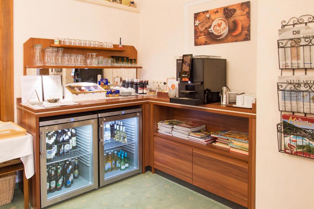 Kuchyň nebo kuchyňský kout v ubytování Hotel Fidelitas