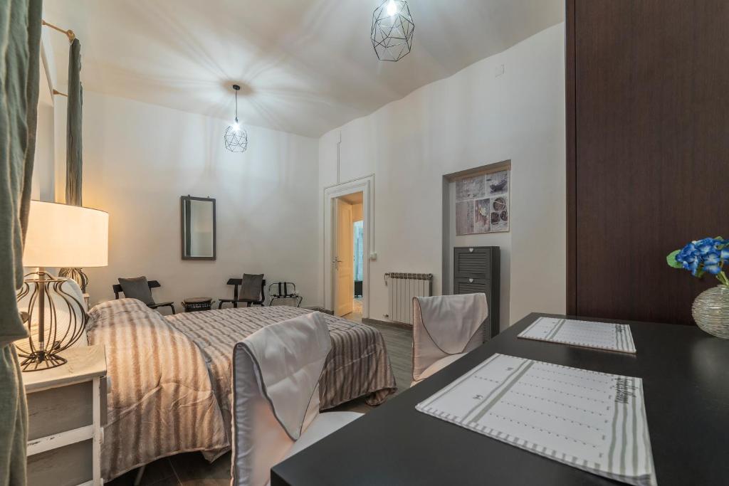 Łóżko lub łóżka w pokoju w obiekcie Ad un passo da Villa Borghese Apartment