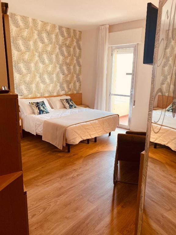 Hotel Montecarlo - Vista Mare con Area Fitness - Resim 29