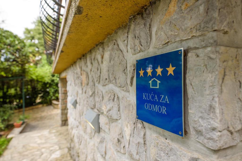 Certyfikat, podpis lub inny dokument wystawiony w obiekcie Seaside Holiday Home Lily
