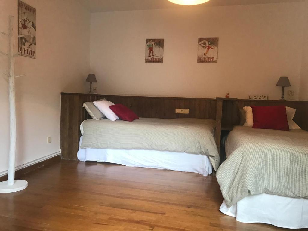 Postel nebo postele na pokoji v ubytování CAN PLANAS