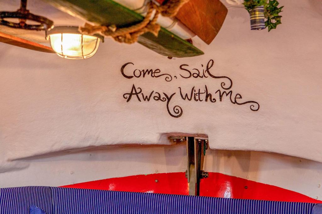 Fotografie z fotogalerie ubytování PolarStern - unique boatstay! v destinaci Monnickendam