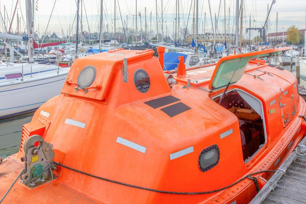 Fotografie z fotogalerie ubytování PolarStern - unique boatstay! v destinaci Monnickendam