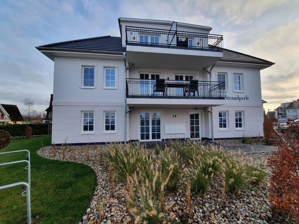 FeWo Baltic Sky - Housity