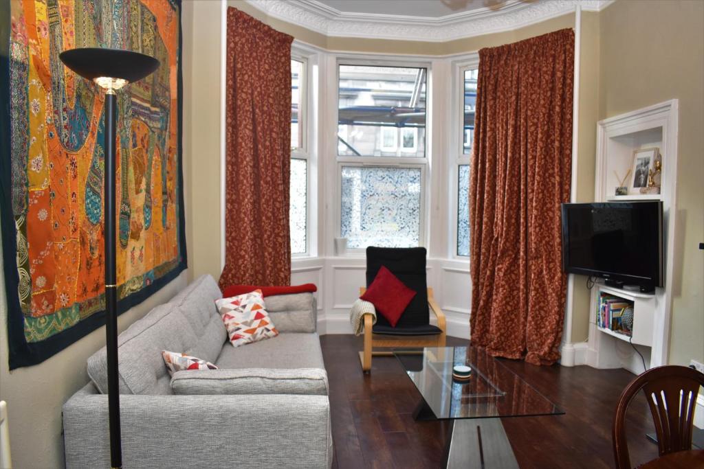 Dalkeith Road - Cosy 2BR close to trendy Newington & Old Town