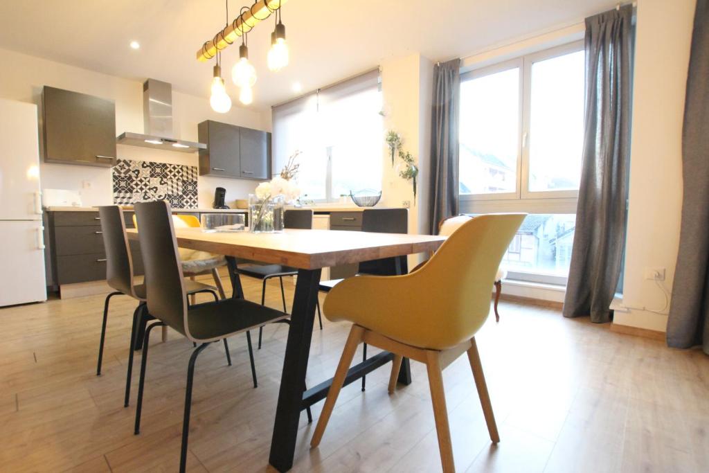 Colmar City Center - Bright and Large Appartement REMPARTS – photo 17
