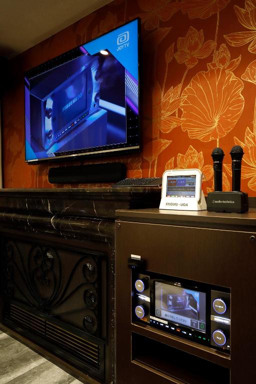 TV a/nebo společenská místnost v ubytování HOTEL Birthday 楠店
