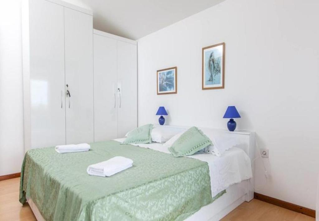 Postel nebo postele na pokoji v ubytování Apartments Jadro - 250 m from beach