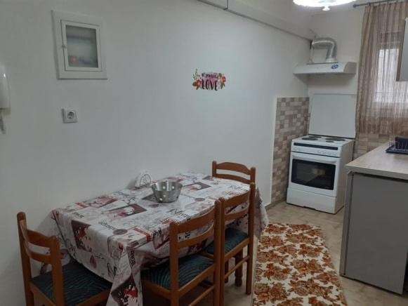 kosta's apartment 2 - 13