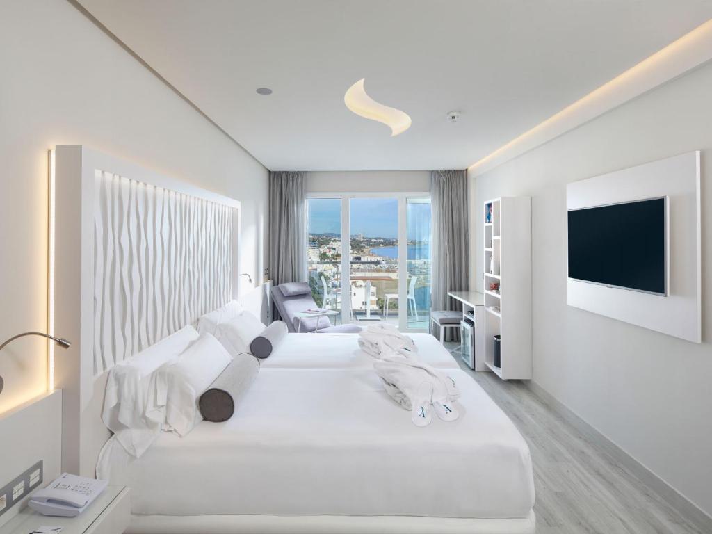 Amàre Beach Hotel Marbella - Adults Only Recommended - 