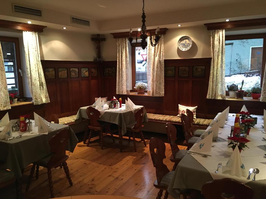 Restaurace v ubytování Gasthof Post