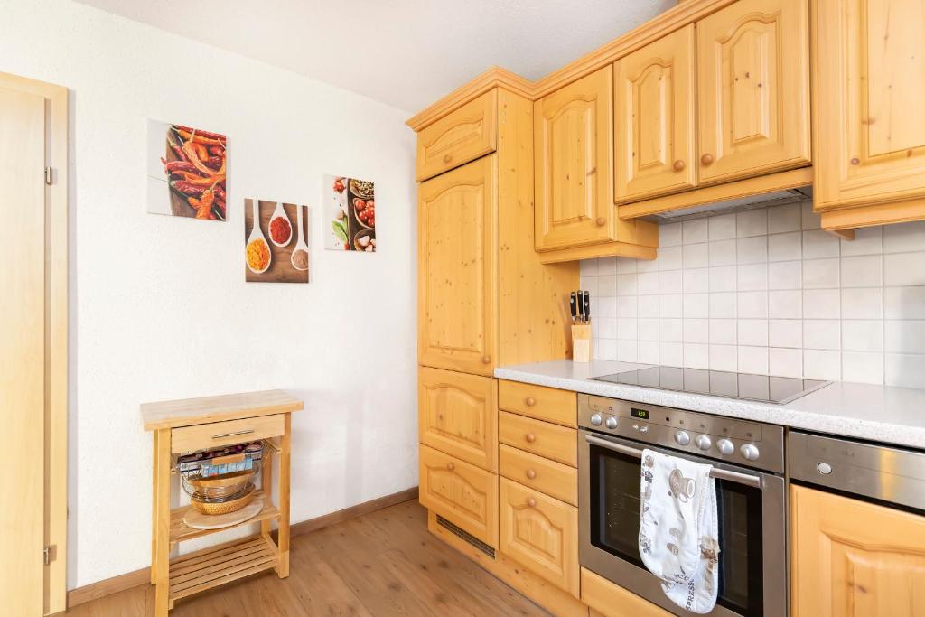 Kuchyňa alebo kuchynka v ubytovaní Chalet Struber