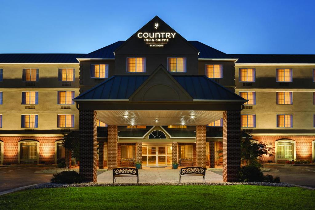 Country Inn & Suites by Radisson, Lexington, VA