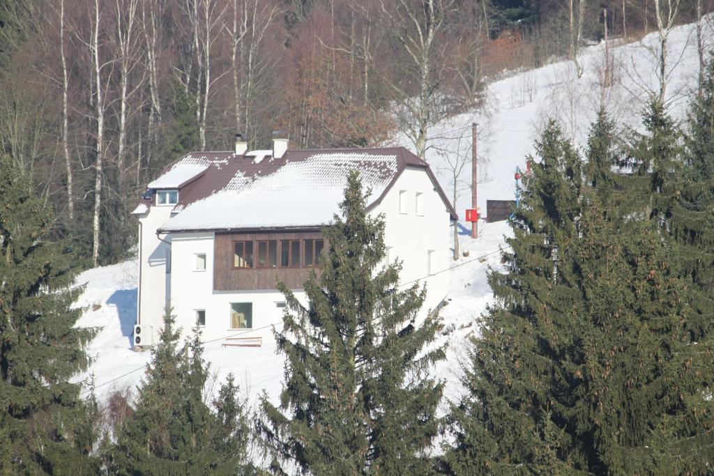 Horská chata Hubertus v zimě