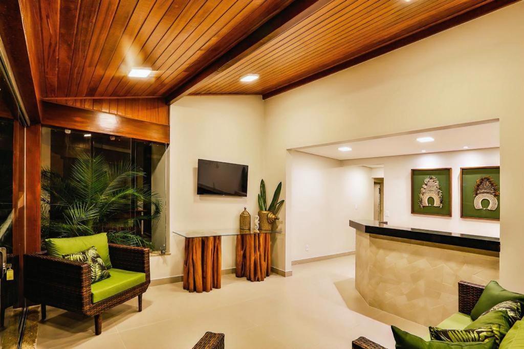  Encantos de Itaperapuã