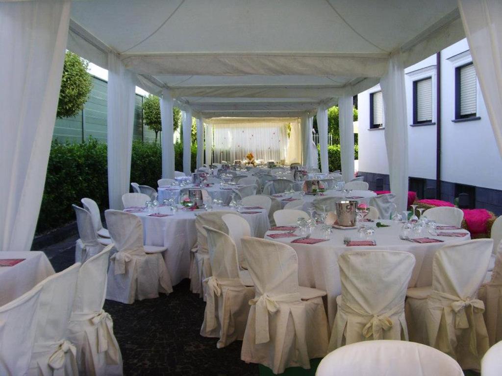 Restaurace v ubytování Costa Hotel