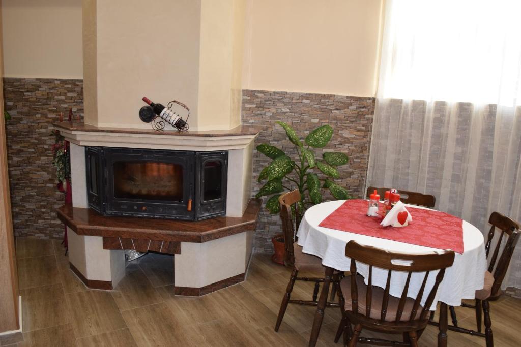 Гостиная зона в Family Hotel Chris