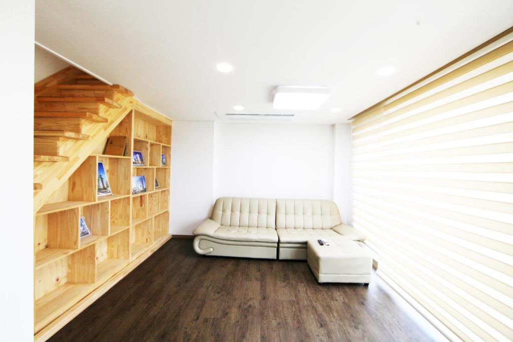 Daecheon Baroh Village - 三居室房屋