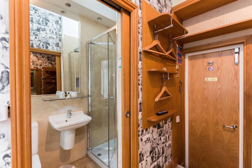 Arosfa Hotel London by Compass Hospitality - Resim 33