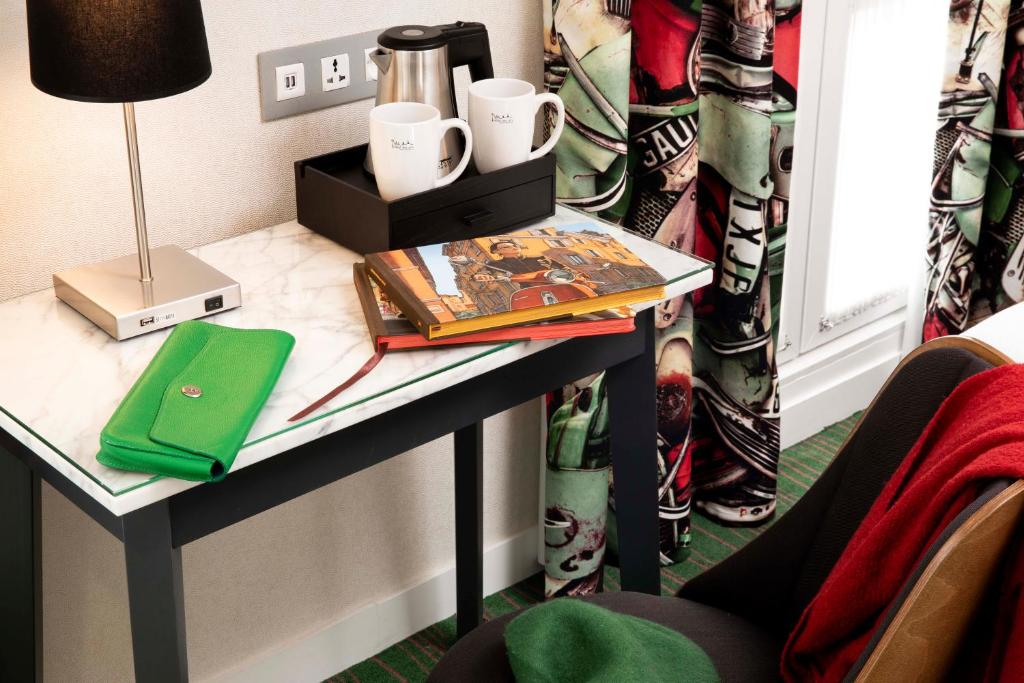 Hôtel des Arts Montmartre - 17