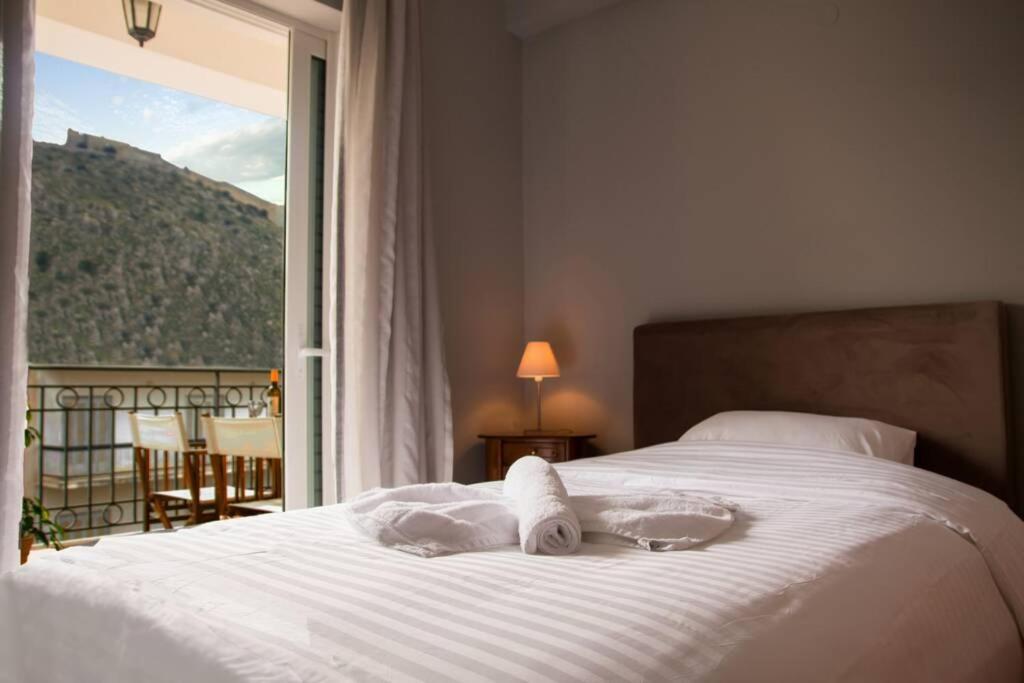 Posteľ alebo postele v izbe v ubytovaní API Projects Nafplio - Family Superior Apartment