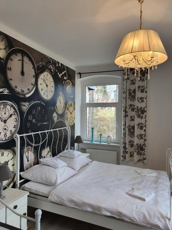 Кровать или кровати в номере Lux Apartament ,,Górskie Widoki '' Karpacz Mountain Views