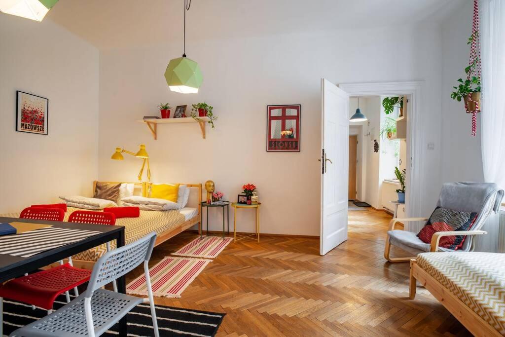 Fotografia z galérie ubytovania Blue Peace-apartment with FREE PARKING in center for 1-6 people v Krakove