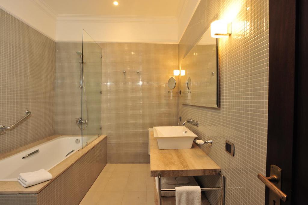 Koupelna v ubytování Hotel Casa Higueras