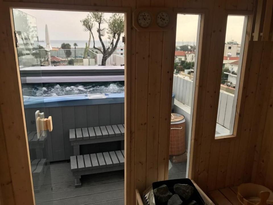 Balkón nebo terasa v ubytování Mesogios House Suites