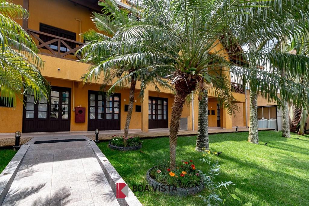  Apartamento p/ 8 Pessoas na Praia Bombas - AN 09